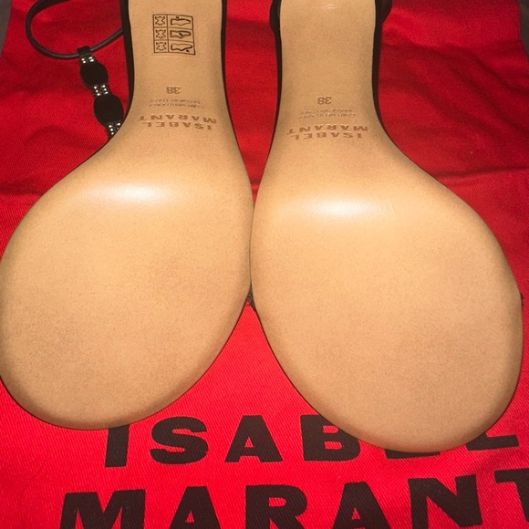 Isabel Marant
Einari High-Heel Leather Sandals - Picture 5 of 7